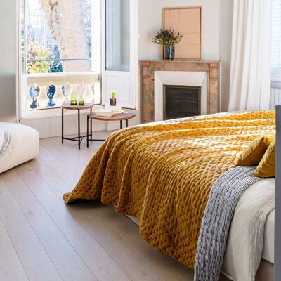 Madura Couverture Matelassée Ocre - Plaid - Publicité Madura Couverture Matelassée Ocre - Plaid - Publicité