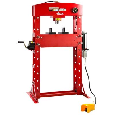 Dema Presse d'atelier hydraulique 50 Tonnes - WP 50 HM - avec manomètre - Publicité Dema Presse d'atelier hydraulique 50 Tonnes - WP 50 HM - avec manomètre - Publicité