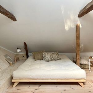 Lit futon Senza en pin massif naturel :- Pin massif- Couleur naturelle- Structure avec lattes apparentes- Style japonais- Matelas futon non fourni- Livré en kitDimensions du lit en 140x200 : Longueur : 200 cm, Largeur : 140 cm, Hauteur : 15 cm. Poids total : 30 kg.Dimensions du lit en 160x200 : Longueur : 200 cm, Largeur : 160 cm, Hauteur : 15 cm. Poids total : 32 kg.Dimensions du lit en 180x200 : Longueur : 200 cm, Largeur : 180 cm, Hauteur : 15 cm. Poids total : 34 kg. image