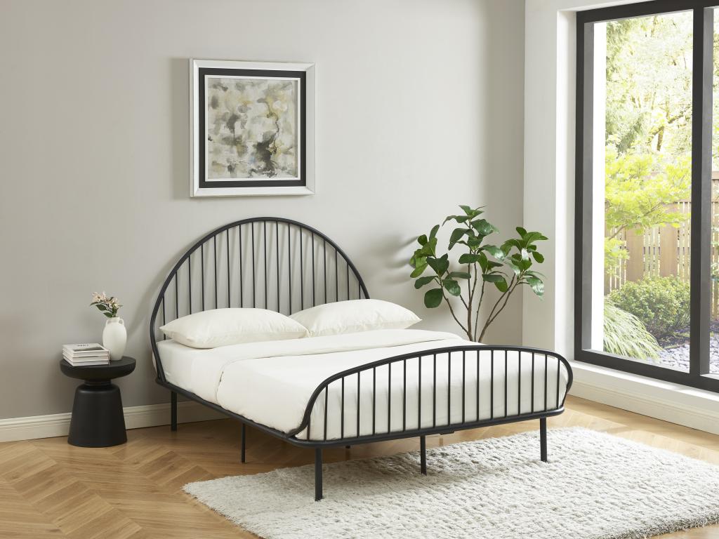 Vente-unique Lit 140 x 190 cm - Métal - Noir + Matelas - ISELIA