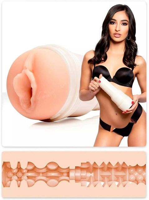 Masturbateur Emily Willis Vagin Squirt Beige 7