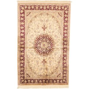 Noue a la main. Origine: Persia / Iran Ghom soie signe: Mohammadi Tapis 130x205