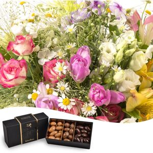 Bouquet du fleuriste et ses amandes au chocolat  - Livraison de fleurs - Interflora