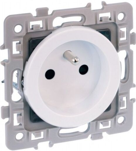 EUR'OHM Prise de courant SQUARE 2P+T à griffes - rénovation - blanc EUR'OHM Prise de courant SQUARE 2P+T à griffes - rénovation - blanc