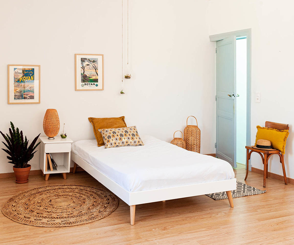 Ma Chambre d'Enfant Lit enfant avec sommier et pieds Honey Blanc 120x190 cm