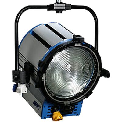 ARRI True Blue ST5, 5000W, MAN, bleu-argent, sans connecteur - ARRI True Blue série - Publicité ARRI True Blue ST5, 5000W, MAN, bleu-argent, sans connecteur - ARRI True Blue série - Publicité