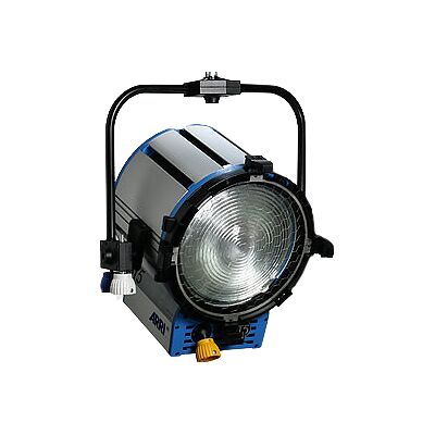 ARRI True Blue ST5, 5000W, P.O., bleu-argent, sans connecteur - ARRI True Blue série - Publicité ARRI True Blue ST5, 5000W, P.O., bleu-argent, sans connecteur - ARRI True Blue série - Publicité