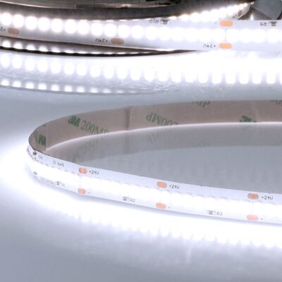 Ruban LED Isoled HEQ960 Haute Luminosité - 24V, 6000K, 4700lm/m - Publicité Ruban LED Isoled HEQ960 Haute Luminosité - 24V, 6000K, 4700lm/m - Publicité