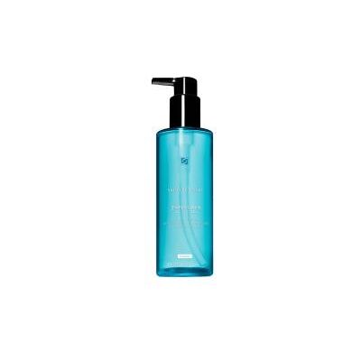 Skinceuticals Simply Clean Gel Nettoyant - Pour peau mixte à grasse - Publicité Skinceuticals Simply Clean Gel Nettoyant - Pour peau mixte à grasse - Publicité