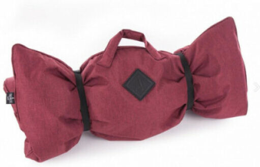 Martin Sellier Plaid canapé ou voiture Croisette pour chien Coloris Rouge - 115 x 70 cm Martin Sellier Plaid canapé ou voiture Croisette pour chien Coloris Rouge - 115 x 70 cm