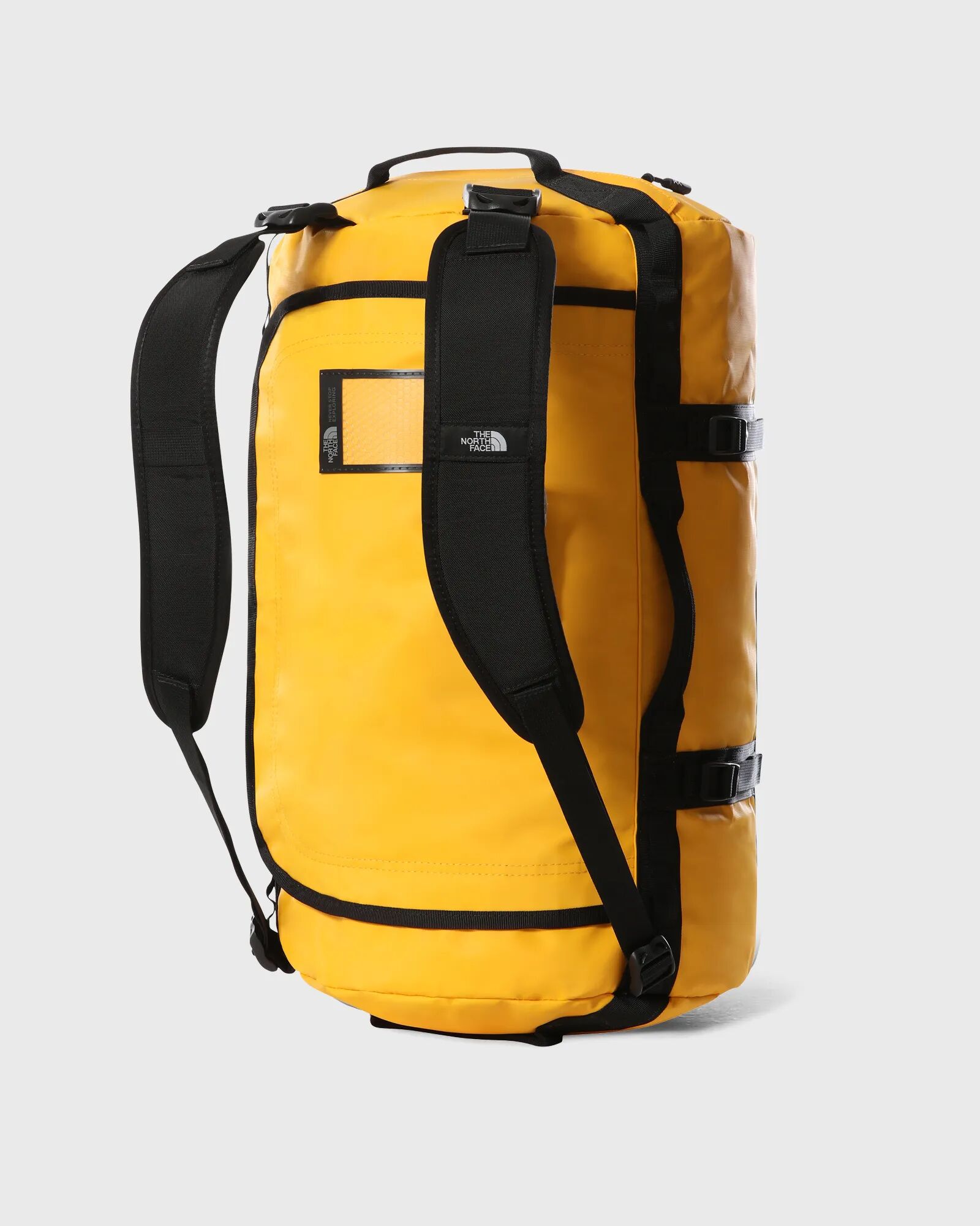 The North Face BASE CAMP DUFFEL - S men Duffle Bags & Weekender yellow en taille:ONE SIZE