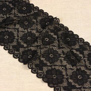 Ruban dentelle élastique mosaïque fleurs noir 180mm - Mondial Tissus - Publicité Ruban dentelle élastique mosaïque fleurs noir 180mm - Mondial Tissus - Publicité