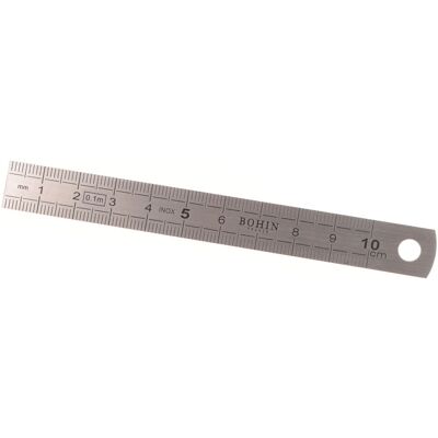 Réglet en métal 10 cm - Bohin - Mondial Tissus - Publicité Réglet en métal 10 cm - Bohin - Mondial Tissus - Publicité