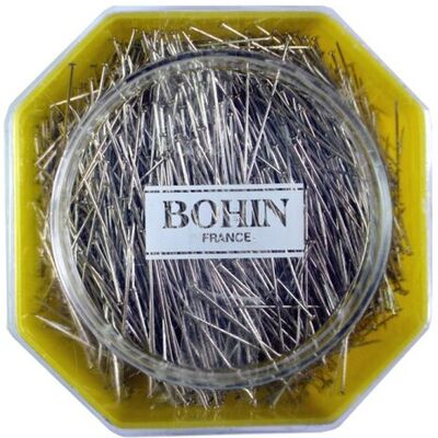 Boite de 50 grs épingles extra-fines Bohin - Bohin - Mondial Tissus - Publicité Boite de 50 grs épingles extra-fines Bohin - Bohin - Mondial Tissus - Publicité