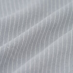 Tissé teint Crinkle à rayures céladon - DOMOTEX - Mondial Tissus - Publicité Tissé teint Crinkle à rayures céladon - DOMOTEX - Mondial Tissus - Publicité