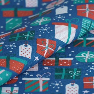 Tissu de Noël coton épais cadeaux bleu - MT - Mondial Tissus - Publicité Tissu de Noël coton épais cadeaux bleu - MT - Mondial Tissus - Publicité