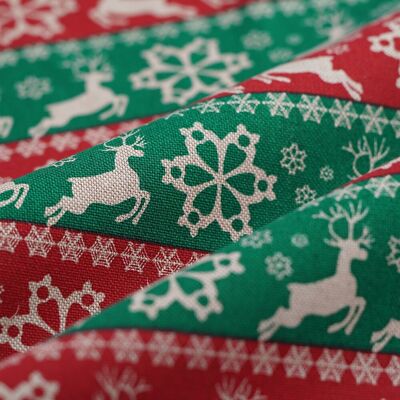 Tissu de Noël coton épais frise renne et flocon rouge vert - MT - Mondial Tissus - Publicité Tissu de Noël coton épais frise renne et flocon rouge vert - MT - Mondial Tissus - Publicité