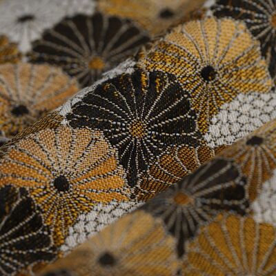 Tissu jacquard Samouraï or - MT - Mondial Tissus - Publicité Tissu jacquard Samouraï or - MT - Mondial Tissus - Publicité