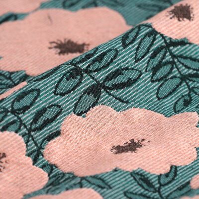 Tissu jacquard polyester recyclé Charly fleurs vert d'eau - MT - Mondial Tissus - Publicité Tissu jacquard polyester recyclé Charly fleurs vert d'eau - MT - Mondial Tissus - Publicité