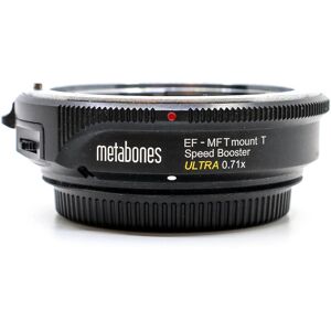 Metabones Occasion Metabones Speed Booster ULTRA 0.71x Adaptateur monture Canon EF vers Monture Micro Quatre Tiers