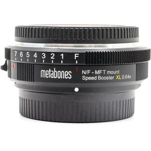 Metabones Occasion Metabones Speed Booster XL 064x Adaptateur Nikon G vers Micro Quatre Tiers