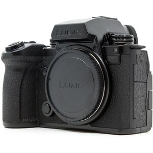 Panasonic Occasion Panasonic Lumix S5 IIX