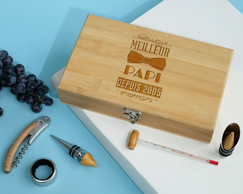 Cadeaux.com Coffret sommelier personnalisé - 5 accessoires - Meilleur Grand-Père