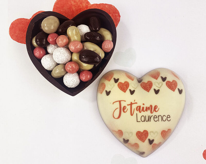 Cadeaux.com Coeur tout chocolat personnalisé - Amour