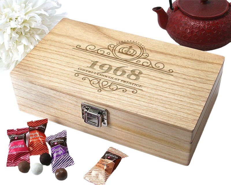 Cadeaux.com Coffret bois chocolats monbana prénom année 1968