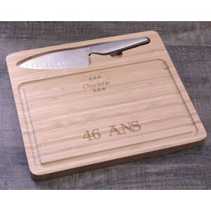 Cadeaux.com Planche à découper personnalisable avec couteau femme 46 ans