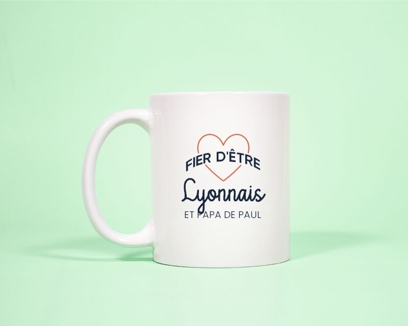 Cadeaux.com Mug personnalisé - Fier d'être