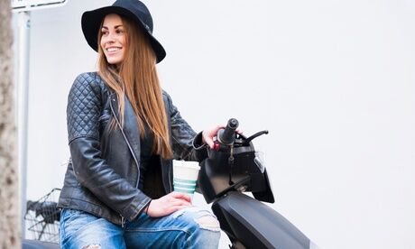 As Conduite Neuilly Formation AM ou 125cc, ou permis moto classique A2 avec code pour 1 personne avec As Conduite Neuilly As Conduite Neuilly Formation AM ou 125cc, ou permis moto classique A2 avec code pour 1 personne avec As Conduite Neuilly
