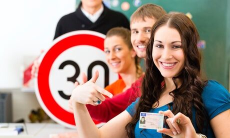 Auto Ecole IEC Code de la route en ligne permis B ou permis moto en illimité durant 6 mois à l'Auto Ecole IEC Auto Ecole IEC Code de la route en ligne permis B ou permis moto en illimité durant 6 mois à l'Auto Ecole IEC