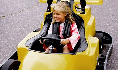 Les Gouyatsous 1, 2, 4 ou 10 entrées pour enfants de 1 à 12 ans avec jetons donnant accès au mini karting au parc Les Gouyatsous Les Gouyatsous 1, 2, 4 ou 10 entrées pour enfants de 1 à 12 ans avec jetons donnant accès au mini karting au parc Les Gouyatsous