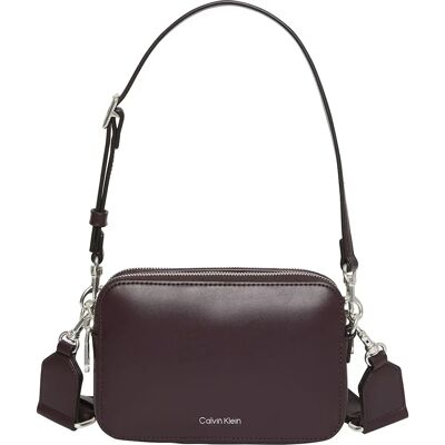 Calvin Klein Sac Porté épaule Lv04f3165g Fudge One Size unisex - Publicité Calvin Klein Sac Porté épaule Lv04f3165g Fudge One Size unisex - Publicité