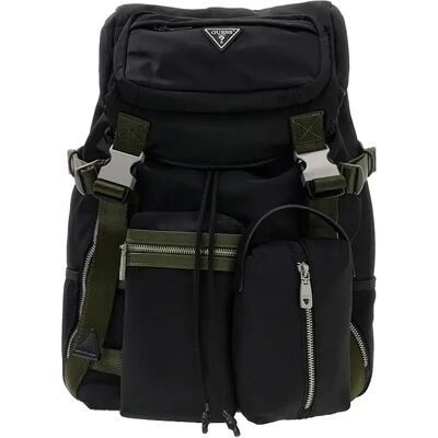 Guess Sac à Dos Berlin Black One Size unisex - Publicité Guess Sac à Dos Berlin Black One Size unisex - Publicité