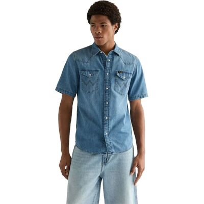 Wrangler Chemise à Manches Courtes Western Mid Light Wash M - Publicité Wrangler Chemise à Manches Courtes Western Mid Light Wash M - Publicité