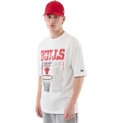 New Era T-shirt à Manches Courtes Nba Basketball Graphic Oversize Chicago Bulls White M Homme - Publicité New Era T-shirt à Manches Courtes Nba Basketball Graphic Oversize Chicago Bulls White M Homme - Publicité