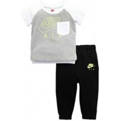 Nike Ensemble à Manches Courtes 952-023 Gray 18 Mois Garçon,Fille - Publicité Nike Ensemble à Manches Courtes 952-023 Gray 18 Mois Garçon,Fille - Publicité