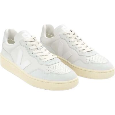 Veja Baskets V-90 O.tleather Gravel / White EU 40 Femme - Publicité Veja Baskets V-90 O.tleather Gravel / White EU 40 Femme - Publicité