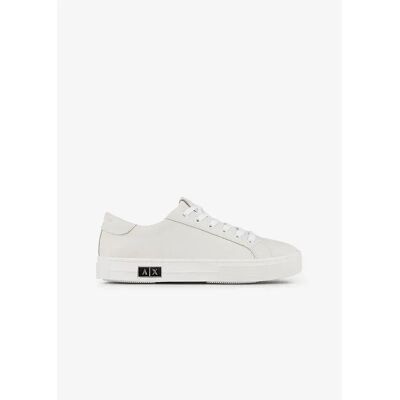 Giorgio Armani Exchange Baskets Xdx027_xcc14 White / White EU 39 Femme - Publicité Giorgio Armani Exchange Baskets Xdx027_xcc14 White / White EU 39 Femme - Publicité