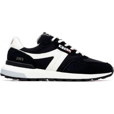 Xti Baskets 145721 Black EU 44 Homme - Publicité Xti Baskets 145721 Black EU 44 Homme - Publicité