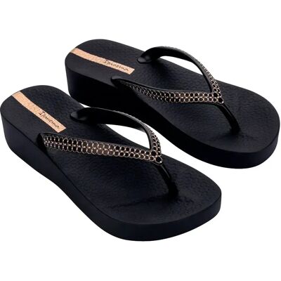 Ipanema Tongs Mesh Xi Black / Black / Gold EU 41-42 Femme - Publicité Ipanema Tongs Mesh Xi Black / Black / Gold EU 41-42 Femme - Publicité