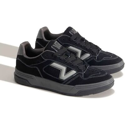 Vans Baskets Upland Black / Gray EU 40 Homme,Femme - Publicité Vans Baskets Upland Black / Gray EU 40 Homme,Femme - Publicité