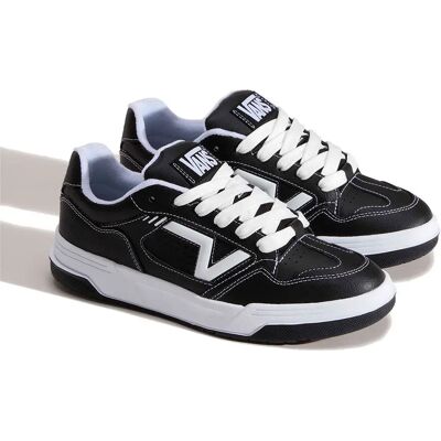 Vans Baskets Upland Black / White EU 34 1/2 Homme,Femme - Publicité Vans Baskets Upland Black / White EU 34 1/2 Homme,Femme - Publicité