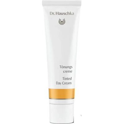 Dr. Hauschka - Tinted Day Cream 30 ml - Face Day Cream - Publicité Dr. Hauschka - Tinted Day Cream 30 ml - Face Day Cream - Publicité