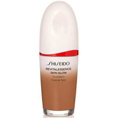 Shiseido Cedar 30ml Fond de Teint Éclat - Foundation - Publicité Shiseido Cedar 30ml Fond de Teint Éclat - Foundation - Publicité