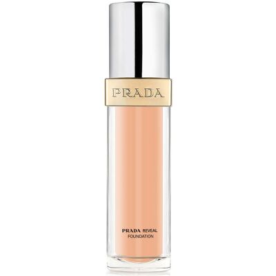 Prada Reveal Skin Fond Rechargeable - Clair Froid - Type de peau - Publicité Prada Reveal Skin Fond Rechargeable - Clair Froid - Type de peau - Publicité