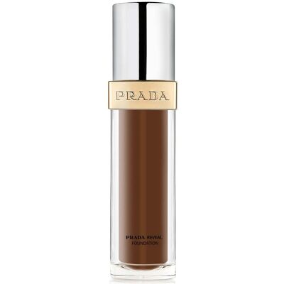 Prada Reveal Skin Foundation - Couverture Moyenne - Publicité Prada Reveal Skin Foundation - Couverture Moyenne - Publicité