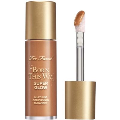 Too Faced Born This Way Super Glow 30ml (Various Shades) - BRONZED PEACH - Publicité Too Faced Born This Way Super Glow 30ml (Various Shades) - BRONZED PEACH - Publicité